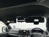 ★ミラー付きのサンバイザーが装備されています!