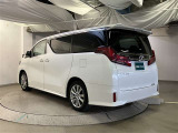 走りにこだわりながら収納力も持ち合わせたお車です。荷物を載せて軽快なドライブを楽しめますよ♪