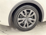 タイヤサイズは195/60R17!納車前の点検時にタイヤ交換させていただきます!