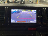 バックカメラも搭載!駐車が苦手な方でも後ろが見えますので心配ございません。