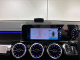【クライメートコントロール(左右独立調整)】運転席、助手席の方で温度設定を可能とし、それぞれ快適性を実現できます