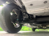 お車を安心してお乗りいただく為には、足回りの定期点検が欠かせません。サービスサポート(有償保証)では無料点検もご提供しており、安心のカーライフをお過ごしいただけるサポート体制が整っています。