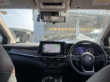視界広々で運転しやすいインパネ