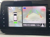 【アラウンドビューモニター】空から見下ろしているかのような映像で駐車をアシスト!人や自転車など周囲に動くものがいる時は表示とブザーで知らせてくれます!