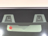 【スズキ セーフティサポート】走行中に前方の車両等を認識し、衝突しそうな時は警報とブレーキで衝突回避と被害軽減をアシスト。より安全にドライブをお楽しみいただけます。