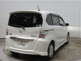 こちらのおクルマは当店指定整備工場で車検を2年取得して納車いたします。