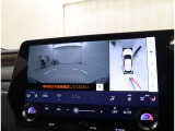 車両周辺の安全確認をするパノラミックビューモニター