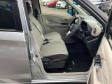 快適に運転できるドライブポジション!シートリフターもあるので無理のない運転姿勢がとれます。