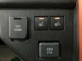 運転席/助手席にはシートヒ-タ-を完備!