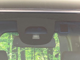 【シティブレーキアクティブシステム】低速走行中に前方の車両等を認識し、衝突しそうな時は警報とブレーキで衝突回避と被害軽減をアシスト。より安全にドライブをお楽しみいただけます。