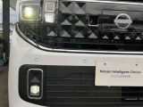 【 LEDヘッドライト 】 青色発光ダイオードを発明した日本人がノーベル賞を受賞し、LEDライトが開発されました。明るく長寿命のライトです。体感して下さい。明るいライトです!