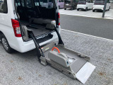 キャラバン  2.5 チェアキャブ 車いす4名仕様