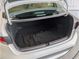 トランクルームもしっかりとしたスペースが御座いますよ! 意外と奥行きが深くかなりの量のお荷物を積み込むことが出来ます!