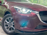 【LEDヘッドライト】悪天候や夜間走行時も良好な視界を確保し安心して運転できる高輝度LEDヘッドライトを装備!点灯速度が早く、消費電力も抑えられています。