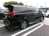 走りにこだわりながら収納力も持ち合わせたお車です。荷物を載せて軽快なドライブを楽しめますよ♪