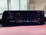 i-DM(インテリジェント・ドライブ・マスター)は運転操作の無駄を抑えたスムーズな運転をサポートし、快適なドライブや燃料消費を抑える事にも役立つアイテムです。
