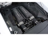 5.2L V型10気筒DOHC、550ps/ト55.1kkgm、全長&times;全幅&times;全高mm 4345&times;1900&times;1165mm、車両重量 1570kg(車検証記載値)