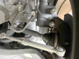 お車を安心してお乗りいただく為には、足回りの定期点検が欠かせません。サービスサポート(有償保証)では無料点検もご提供しており、安心のカーライフをお過ごしいただけるサポート体制が整っています。