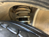お車を安心してお乗りいただく為には、足回りの定期点検が欠かせません。サービスサポート(有償保証)では無料点検もご提供しており、安心のカーライフをお過ごしいただけるサポート体制が整っています。