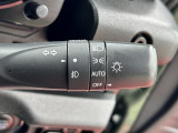 [オートライト]AUTOに合わせておくだけで夜間や、トンネル内で自動でヘッドライトが点灯します!付け忘れ消し忘れがないので楽々☆