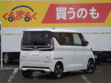 1年間走行距離無制限の日産ワイド保証(無料)付きで販売します。2〜3年の延長保証もリーズナブルに提供します!全国2000ヶ所で対応可能。遠方の方もお近くの日産で保証を受けられます。