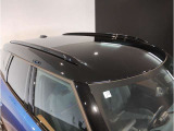 【ボディコーティングで新車時の輝きを】ご納車前にボディを磨き上げ下地処理を行った上で、コーティングを施工します。軽微な小傷も無くなりより新車時の輝きに近い状態でお届けできます。ぜひご用命下さい!