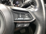 MRCC(マツダレーダークルーズコントロール)は先行車との車間を維持しながら追従走行を行い、長距離でのドライバー負担を軽減させてくれます。