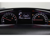 マルチインフォメーションディスプレイ付きのメーターです!エコ運転へ導く多彩な情報を表示してくれます。