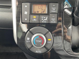 【エアコン】『エアコン装備』の画像になります。暑い夏でも寒い冬でも、車内に快適な空気を届けるので、いつでも快適な車内空間を創り上げます!