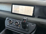 コックピットもスタイリッシュかつ、機能性が高いつくりになっております。1度お座り頂くと良さがわかります。