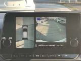 狭いスペースで駐車をするとき四苦八苦したことありませんか? これがあればもう大丈夫。車を上から見た状態で画面に映されるので、駐車がラクラク!