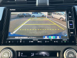 後方確認をサポートするモニターは、狭い道や駐車時にも安心。安全な運転をサポートする頼もしい機能です。