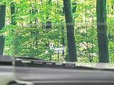 【ヘッドアップディスプレイ】現在の速度や走行情報をデジタル表示で運転席前方のガラスに投影!運転中、目線をずらさず必要な情報を確認できるのでとっても便利で安心!