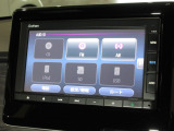ナビゲーションは純正メモリーナビ(VXM-215Ci)を装着しております。AM、FM、CD、Bluetoothがご使用いただけます。初めて訪れた場所でも安心ですね!