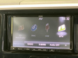 停車中には、地上デジタル放送を楽しめます。長距離移動の休憩時間に、最新のニュースや番組をチェック。快適な時間を過ごせます。
