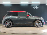 お勧めオリジナル中古車!詳細は【MINI NEXT箕面店:072-721-8505】迄御問合せ下さいませ!
