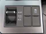 4WD走行モード切替スイッチです。