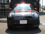 ナビやドライバーアシスト機能など、BMW・MINIならではの装備についても丁寧に分かりやすくご案内いたします。