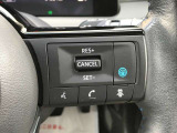注目の【プロパイロット】付き!前を走行している車との車間距離を把握して、減速や停車をしたり前進したりを自動で促してくれます!高速道路などではハンドルも自動で支援!