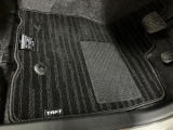 カーペットマットの汚れ、砂ぼこりもしっかり清掃済みです♪