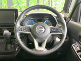 【純正革巻きステアリング】上質な革を使用することで、手にしっかり馴染みとても運転しやすいハンドルです♪