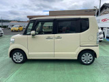 ご納車までの期間ですが、県内のお客様は1,2週間、県外のお客様は2,3週間ほどでご納車が可能となります。但し、お支払いや書類の状況によっては多少の前後もありますので、その際には何卒ご了承下さい。