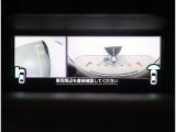 フロント・サイド・リヤカメラ搭載!運転席から見にくい場所を映像でサポートします。