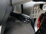 クルーズコントロール装備 アクセルを踏むことなく車速を一定キープ。高速道路も楽々走行できます。