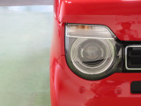 LEDヘッドライトは、点灯の瞬間から光量を発揮し、突然暗くなるトンネルなどでの安定感を高めます。