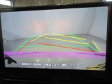 バックガイドモニターで、後方を確認しながら安心して駐車することができます。運転初心者も熟練者も必須の機能ですよ!