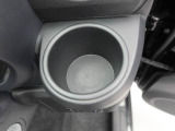 ダイハツディーラーでは「ダイハツ認定U-CAR」という基準を設け、車選びに詳しくないお客様でも「安心して選べる」をご提供しています。