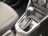 アクセルペダルを踏み込む量や速さに応じて変速パターンをし、人馬一体の運転感覚を発揮してくれる6速オートマ!
