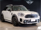 MINI認定中古車は第三者品質評価制度も採用しております。AIS方式による車両品質評価制度も導入し公平な車両コンデション評価を行うことにより車両品質の透明性を高めると同時に更なる信頼と安心をお届けします