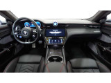 メーカーオプション装備:ハイグロスカーボンファイバートリム。☆無料通話番号☆0078-6002-354690ヘッドアップディスプレイ